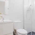 - Sabino De Sousa 1 Andar Homestay *