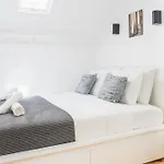 Homestay - Sabino De Sousa 1 Andar *
