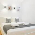 Homestay - Sabino De Sousa 1 Andar