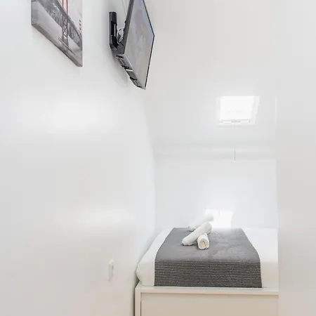 Homestay - Sabino De Sousa 1 Andar Lisbon
